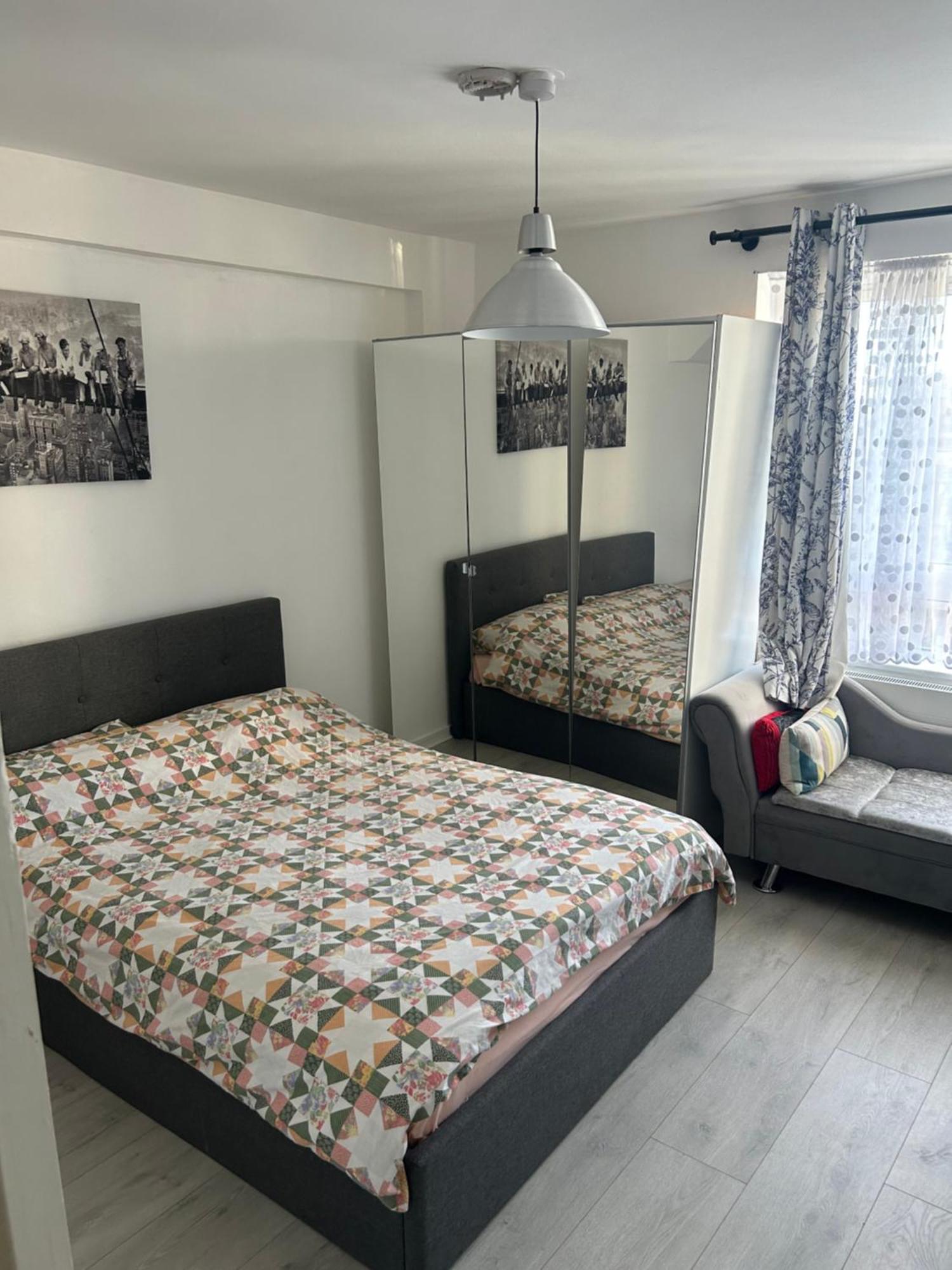 Cosy 2-Bedroom Flat In Finsbury Park, Modern, Convenient & Close To Central London! Exteriör bild